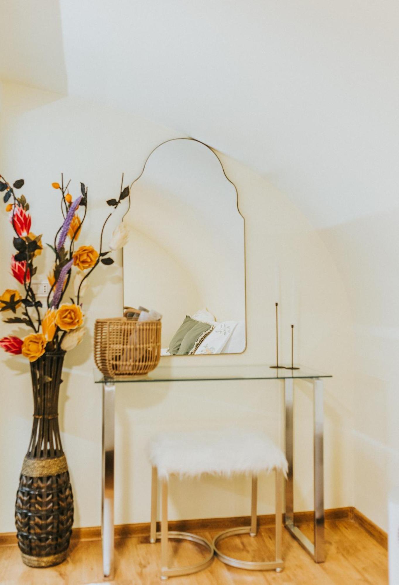 Locart -Cozy Downtown Apartment, Near Black Church With Free Wi-Fi Брашов Экстерьер фото